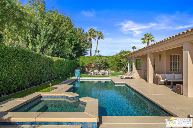 36750 Nancy Lane, Rancho Mirage CA: https://media.crmls.org/mediaz/3caf3d37-b004-4d51-a833-47a4d9ded150.jpg