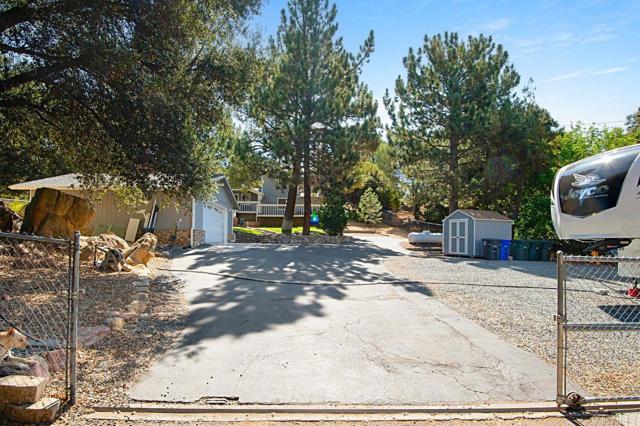 Image 32 of 39 For 8025 Lilac Lane