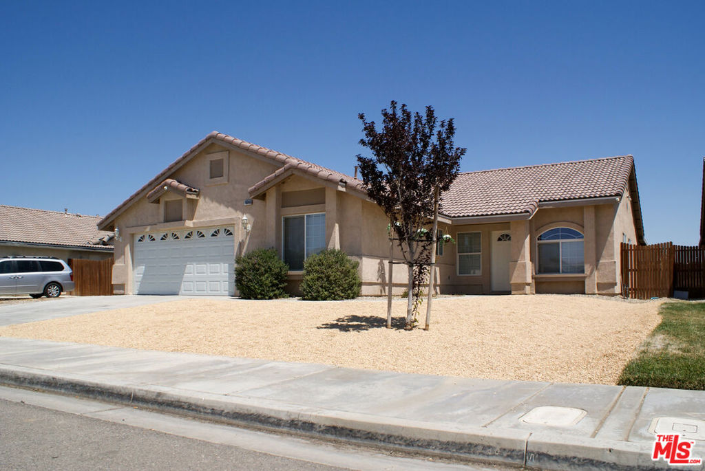 16048 Holly Brook Road, Victorville, CA 92395