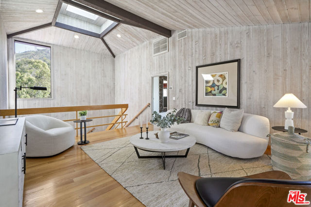 Drew Fenton | 231 Loma Metisse Road Malibu CA | MLS: 7475420