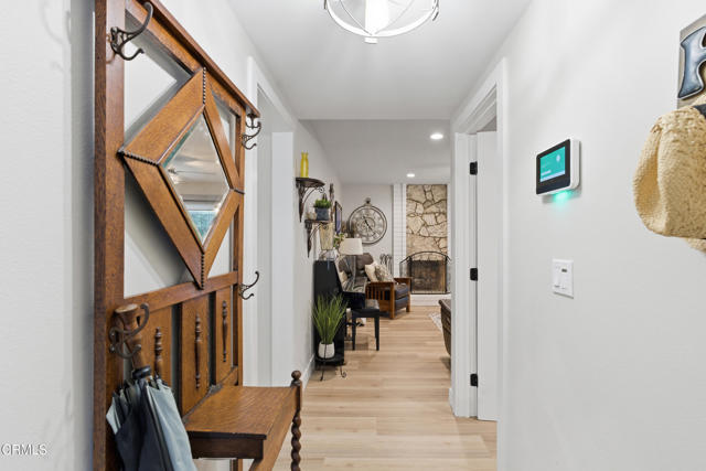 2174 WILCOX Street, Camarillo CA: https://media.crmls.org/mediaz/3cb0fe8c-4612-4e13-a5a5-373678f8c90f.jpg