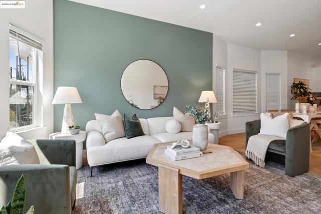 864 Arlington Ave, Oakland CA: https://media.crmls.org/mediaz/3cb22c34-f998-4f5c-9cbf-bab5f72cd1d0.jpg