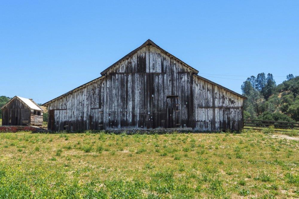 https://media.crmls.org/mediaz/3cb2b88f-407b-4037-995c-871ba4376e7f.jpg?preset=X-Large