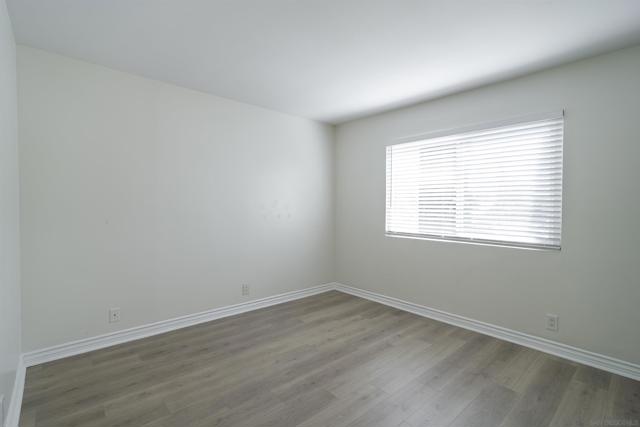 1386 E Madison Ave, El Cajon CA: https://media.crmls.org/mediaz/3cb39c20-2a4f-4255-9f21-ef163f699ea3.jpg
