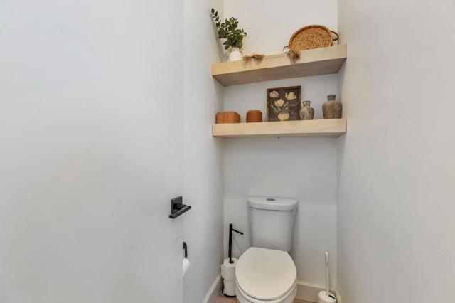10055 Foothill Avenue, Gilroy CA: https://media.crmls.org/mediaz/3cb46ae2-998e-465d-92e2-a406ab34a903.jpg