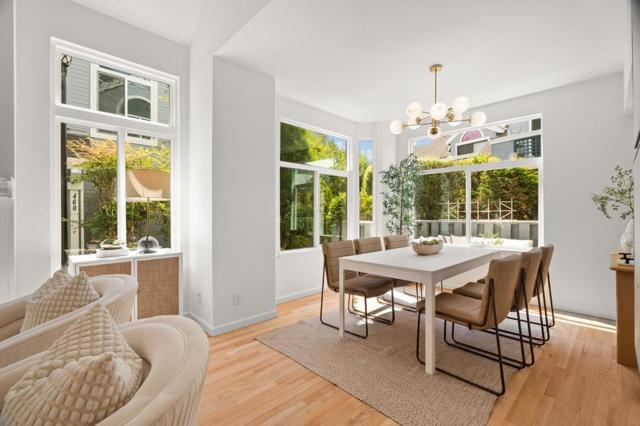 462 Mountain Laurel Court, Mountain View CA: https://media.crmls.org/mediaz/3cb55d0f-0642-4c47-9a85-920c7b11ebc2.jpg
