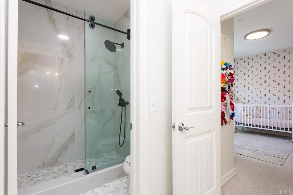 1010 Scarlet Way - photo 20