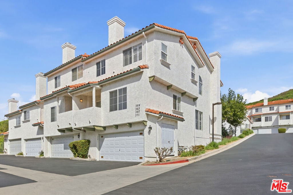 359 Westlake Vista Lane