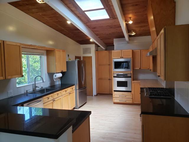 528 Moraga, Orinda CA: https://media.crmls.org/mediaz/3cb8afac-d564-4bcb-9755-8e17f5dabd44.jpg