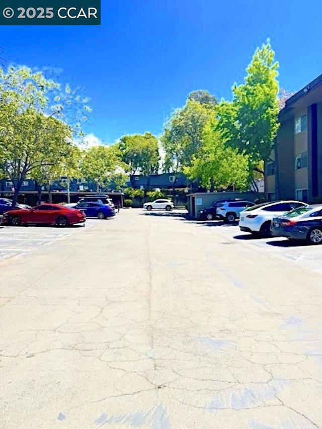 1305 Webster St, Alameda CA: https://media.crmls.org/mediaz/3cb8c79c-fca9-434c-ad1f-d04e19c651db.jpg