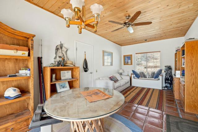 48600 Coyote Road, Palm Desert CA: https://media.crmls.org/mediaz/3cba5319-585e-43a6-a53c-31e11e9a4a45.jpg