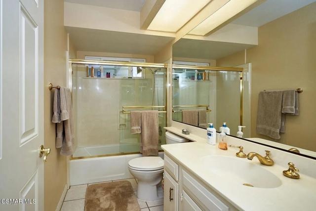 29140 Quail Run Drive, Agoura Hills CA: https://media.crmls.org/mediaz/3cba591b-f89e-47ae-a106-c19af7f14271.jpg