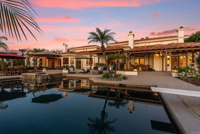 Detail Gallery Image 2 of 37 For 3368 Calle Margarita, Encinitas,  CA 92024 - 5 Beds | 6/1 Baths