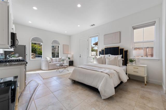 7152 Aubrey Way, Dublin CA: https://media.crmls.org/mediaz/3cbbb1d1-f382-4614-b6a6-7920f4a604dc.jpg