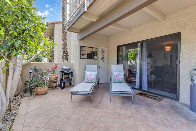 Image 26 of 35 For 2180 Palm Canyon Drive 34