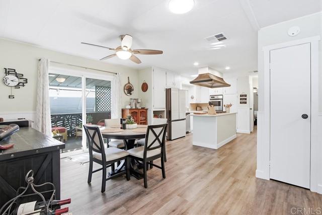 Detail Gallery Image 5 of 39 For 7008 San Bartolo St, Carlsbad,  CA 92011 - 2 Beds | 2 Baths