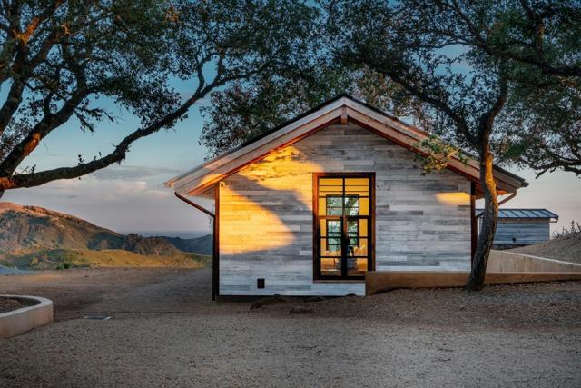4847 Bixby Creek Road, Carmel CA: https://media.crmls.org/mediaz/3cbda09a-01b9-46be-8b8a-92ae898d18ff.jpg