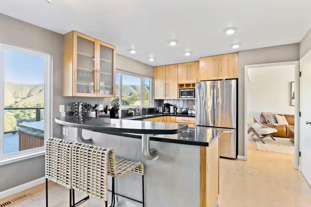 3Cbdf918 980F 4De1 Bf80 Cbe829500B58 63 Kathleen Court, Pacifica, Ca 94044 &Lt;Span Style='BackgroundColor:transparent;Padding:0Px;'&Gt; &Lt;Small&Gt; &Lt;I&Gt; &Lt;/I&Gt; &Lt;/Small&Gt;&Lt;/Span&Gt;