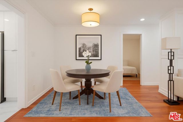 1327 Stanford Street, Santa Monica CA: https://media.crmls.org/mediaz/3cbeabff-338b-49b0-8d84-cc34f8fb9791.jpg