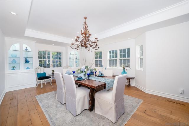 5 Rolling View Lane, Fallbrook CA: https://media.crmls.org/mediaz/3cbf35b8-b191-49c7-8d78-651b7eb9fae6.jpg