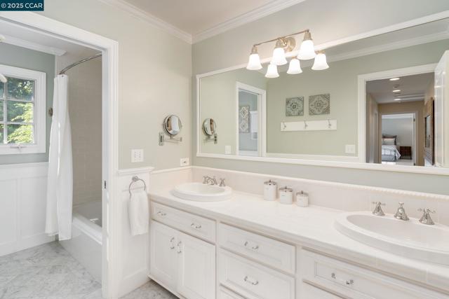 222 Still Creek Rd, Danville CA: https://media.crmls.org/mediaz/3cc018f3-41a0-4a20-89e6-2cd8f772c3bb.jpg
