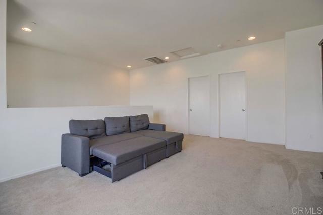 Detail Gallery Image 38 of 60 For 1330 Santa Liza #4,  Chula Vista,  CA 91913 - 4 Beds | 3/1 Baths