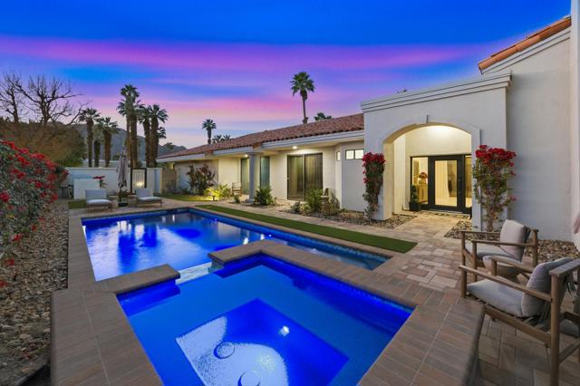 56300 Pebble Beach, La Quinta CA: https://media.crmls.org/mediaz/3cc0c215-76be-41b4-8824-4dc1f29002f5.jpg