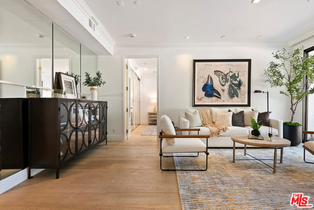 2102 Century Park Lane, Los Angeles CA: https://media.crmls.org/mediaz/3cc22d76-7ddc-4596-bbb4-fbacabeb8cb5.jpg