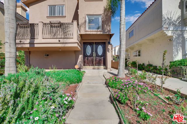 2209 MARSHALLFIELD Lane, Redondo Beach, California 90278, 4 Bedrooms Bedrooms, ,4 BathroomsBathrooms,Residential,Sold,MARSHALLFIELD,22130107