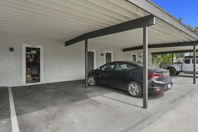870 Ginger Avenue, Carlsbad CA: https://media.crmls.org/mediaz/3cc2950b-d3b7-4787-8e34-f1801936b518.jpg