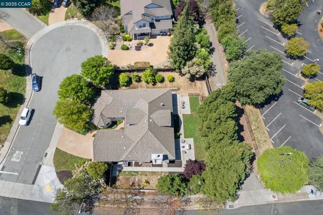 4280 Marietta Ct, Concord CA: https://media.crmls.org/mediaz/3cc2eb7b-0efc-42f9-b0f4-9665093fdf14.jpg