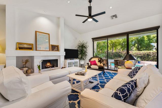10605 Wimbledon Drive, Rancho Mirage CA: https://media.crmls.org/mediaz/3cc35b79-224a-46f7-a054-e86e740e1255.jpg
