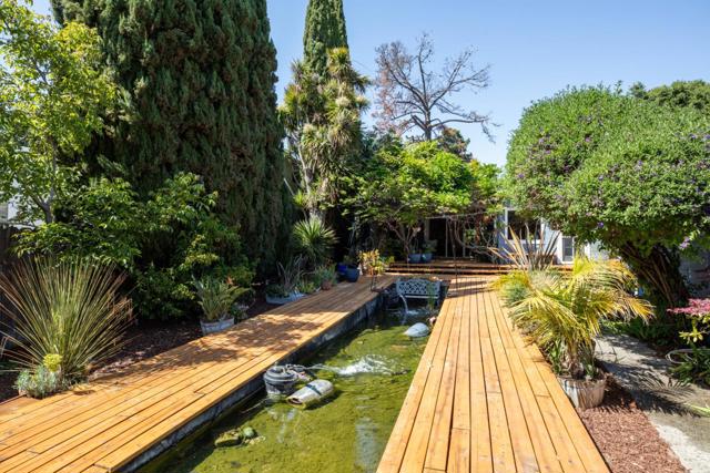 2336 Palo Verde Avenue, East Palo Alto CA: https://media.crmls.org/mediaz/3cc39720-de4e-4d63-a1ca-3f878c4df415.jpg