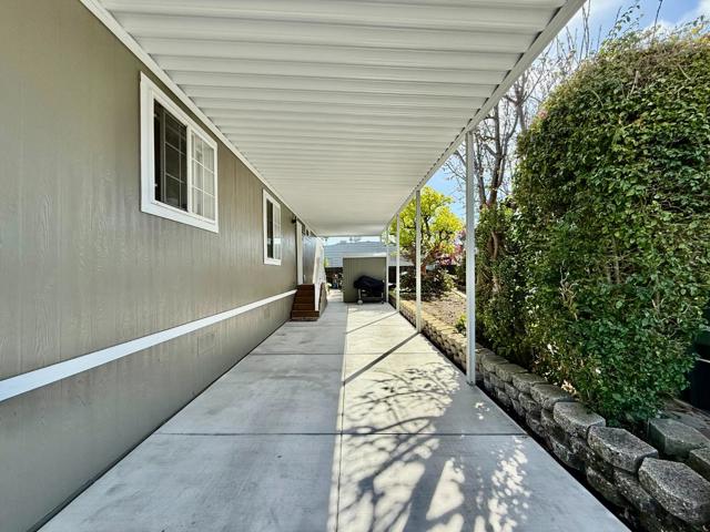 1220 Tasman Drive, Sunnyvale CA: https://media.crmls.org/mediaz/3cc4c17a-018a-40e3-bec6-0402a6b5cc45.jpg