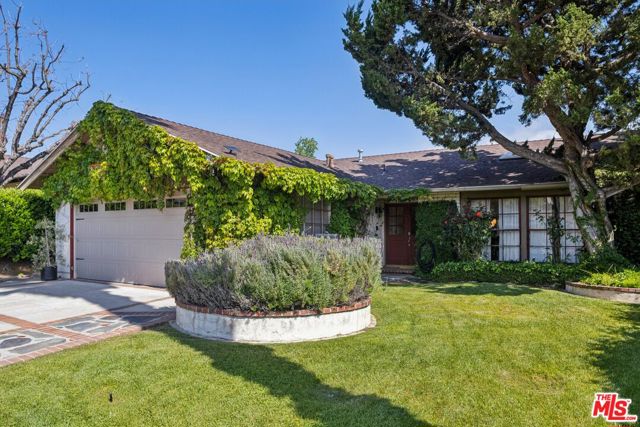 29429 Trailway Lane photo 4