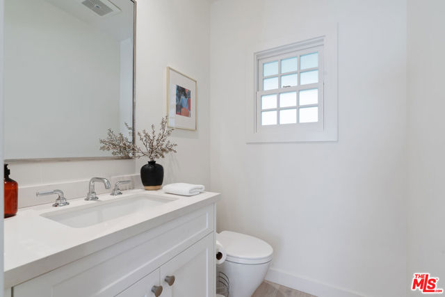 Image 23 of 57 For 632 Arden Boulevard