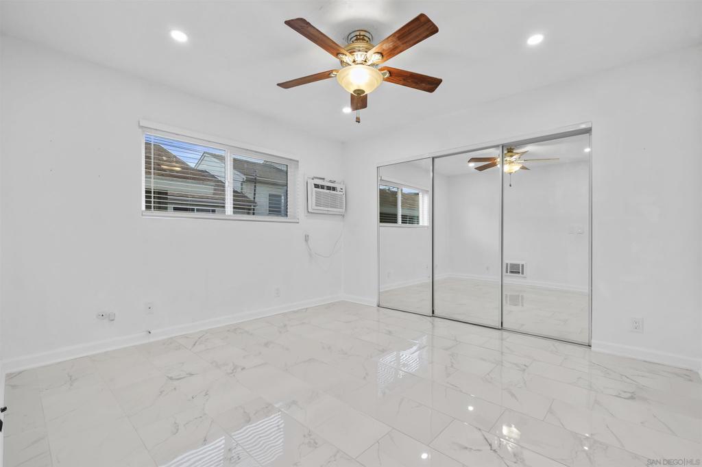 4185 Louisiana - photo 15