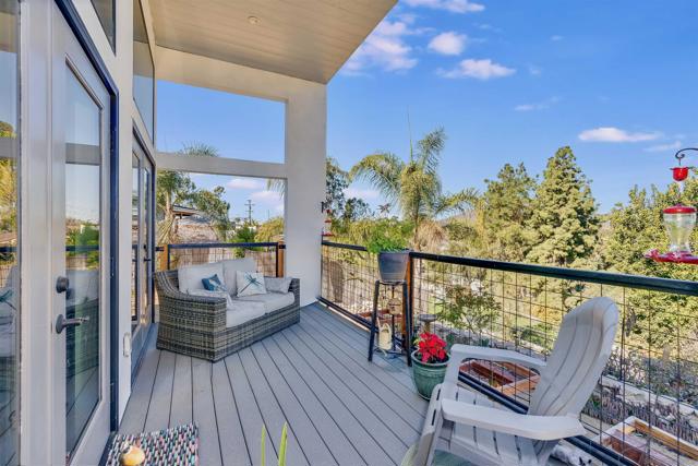9226 Briercrest Dr, La Mesa CA: https://media.crmls.org/mediaz/3cc66e85-2bc7-4aac-bcd5-e7f70f31f807.jpg
