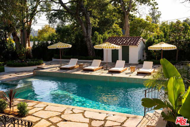 2110 Hill Drive, Los Angeles CA: https://media.crmls.org/mediaz/3cc6c541-552a-4ac4-a99f-1a91dec5ee70.jpg