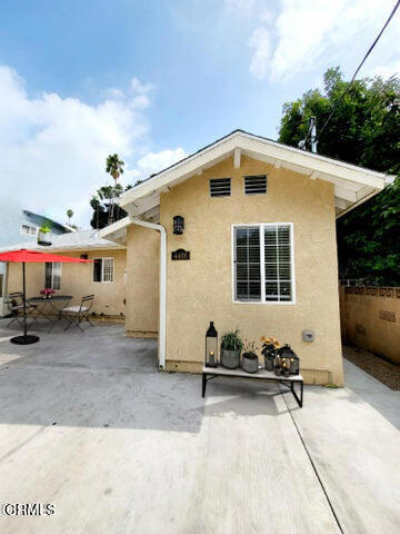 4406 Toland Way, Los Angeles CA: https://media.crmls.org/mediaz/3cc73121-d2b6-44cd-be6f-a1771d2abd71.jpg