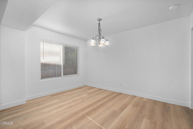 Detail Gallery Image 11 of 49 For 2437 Kimberly Ave, Camarillo,  CA 93010 - 3 Beds | 2 Baths
