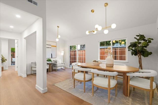 Image 11 of 34 For 880 Las Palmas Drive