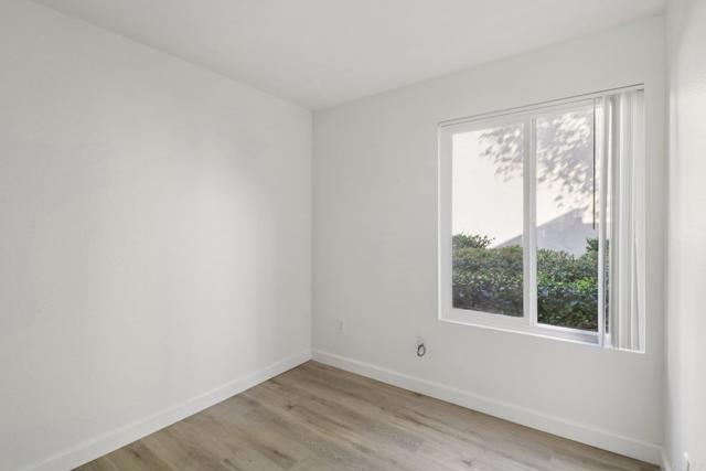 Detail Gallery Image 21 of 28 For 3454 Castle Glen Dr #114,  San Diego,  CA 92123 - 4 Beds | 2 Baths