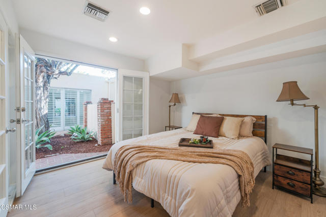 4524 Greengate Court, Westlake Village CA: https://media.crmls.org/mediaz/3ccb952f-9c5c-4786-87d1-c20380a6fd94.jpg