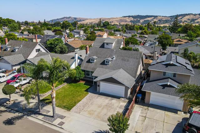 220 Belden Drive, San Jose CA: https://media.crmls.org/mediaz/3ccbf3a0-80cd-4731-9797-29f4207523e2.jpg