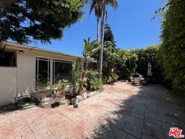 8927 Sawyer Street, Los Angeles, California 90035, 3 Bedrooms Bedrooms, ,2 BathroomsBathrooms,Single Family Residence,For Sale,Sawyer,24432793