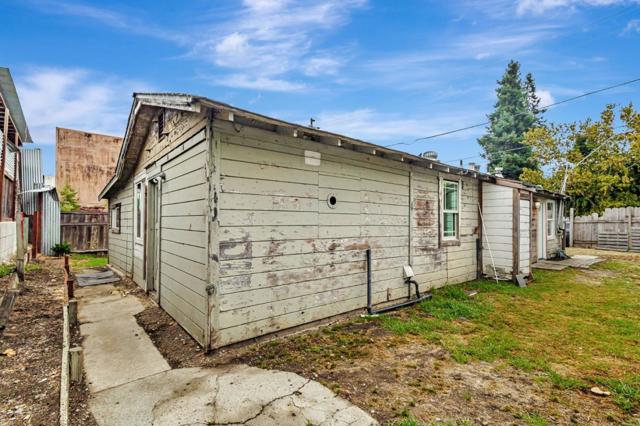 4045 Cory Street, Soquel CA: https://media.crmls.org/mediaz/3ccd78d6-4b05-4536-9dde-aee3c98b4cf5.jpg