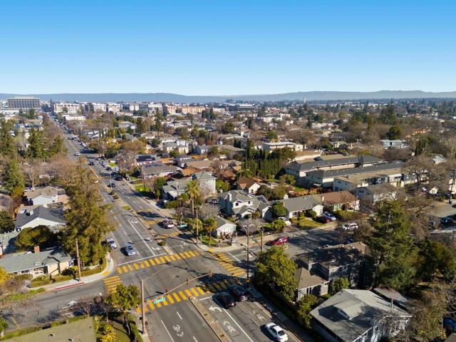 Image 46 of 48 For 612 Hudson Street