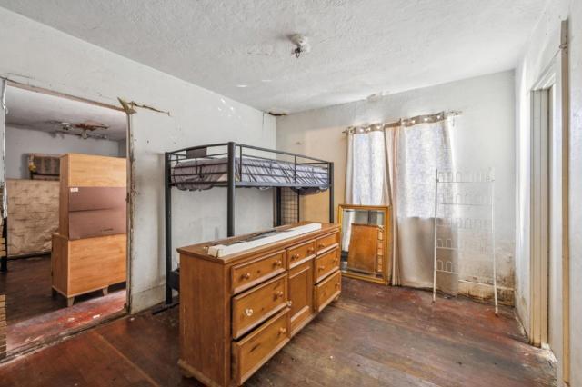 229 Elm Street, Watsonville CA: https://media.crmls.org/mediaz/3ccf86d5-e913-410d-a612-0c70bcc2aae6.jpg