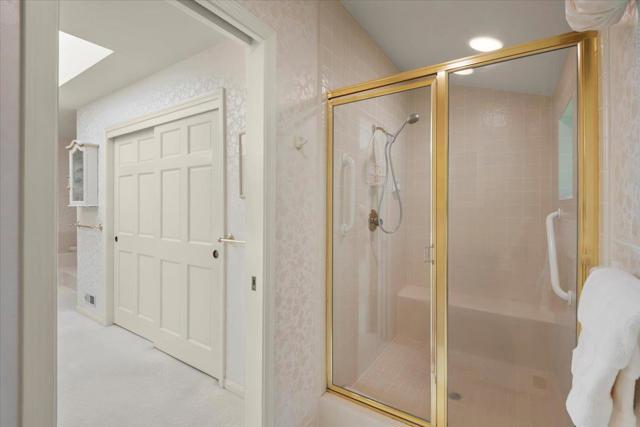 1360 Trinity Drive, Menlo Park CA: https://media.crmls.org/mediaz/3cd096e6-1407-43c1-81b0-e817accc0328.jpg